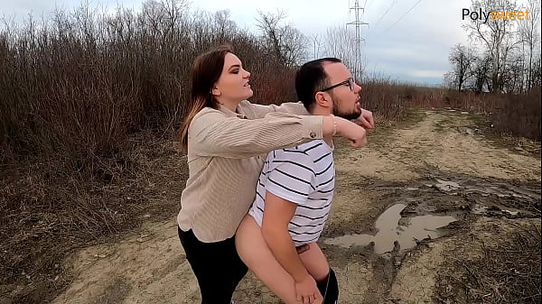 Сука кричала, потому съела свою сперму после анала